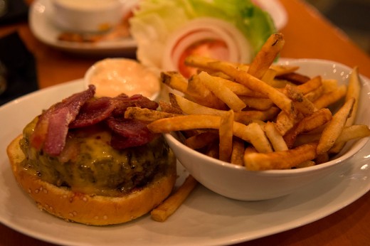 Five-napkins-burger5