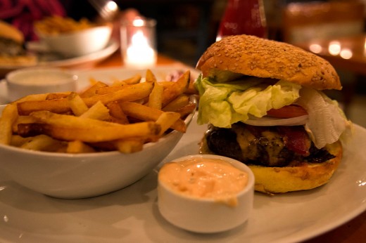 Five-napkins-burger6